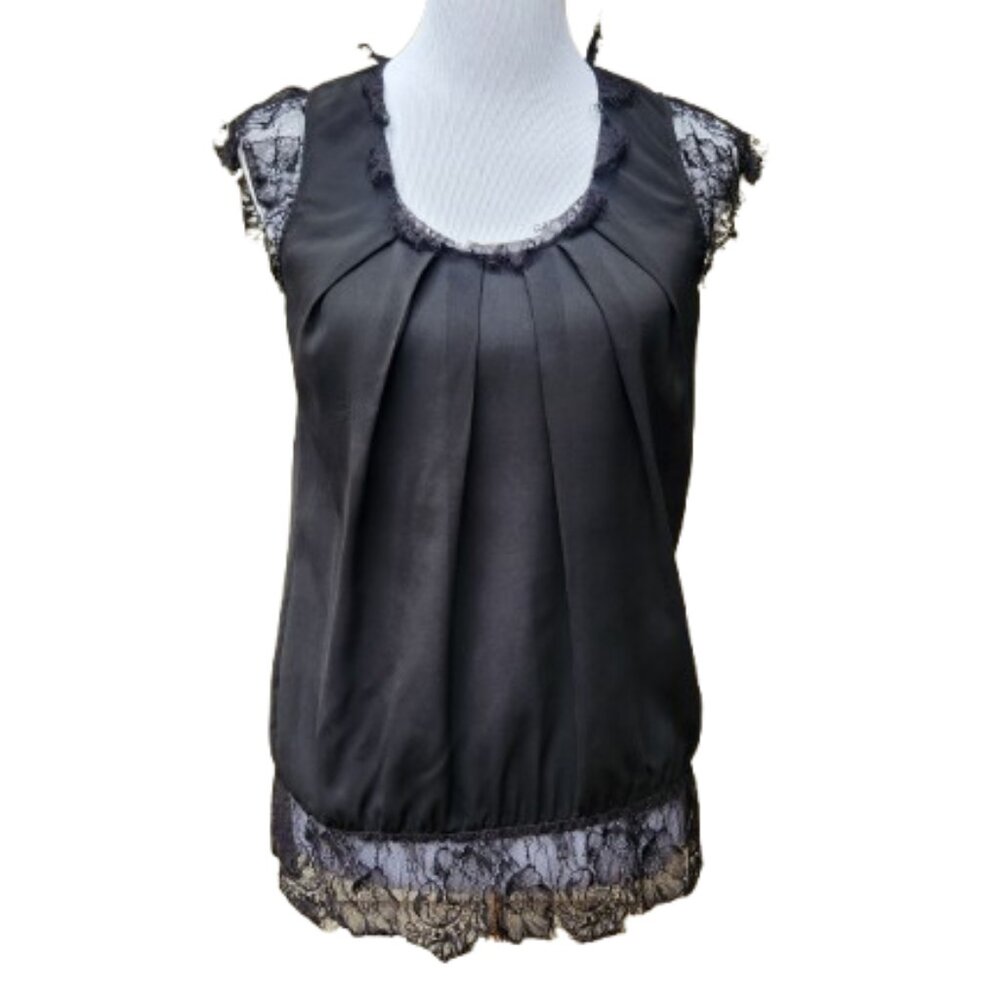 Robbi & Nikki Black Lace Trim Blouse Pleats Cap Sleeves Dressy Lightweight